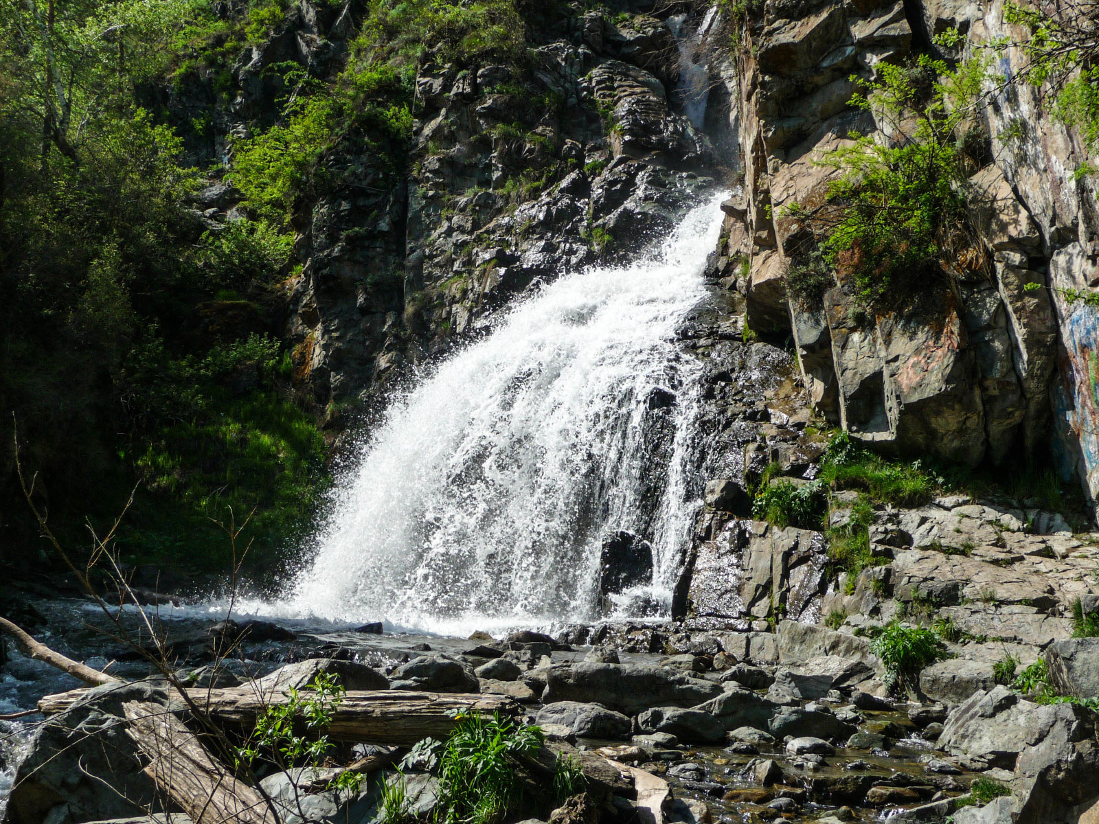 Barangol (Барангол)